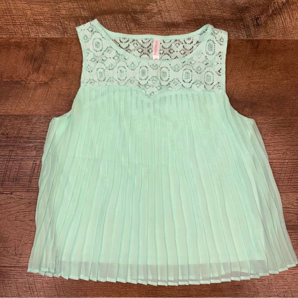 Xhilaration Mint Green Lace and Pleated Sleeveless Top